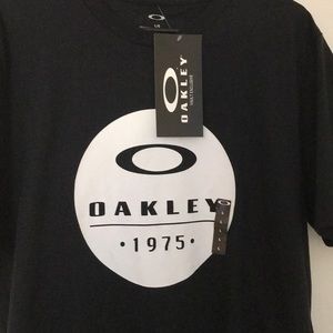 Black Oakley Shirt (Vault Exclusive)